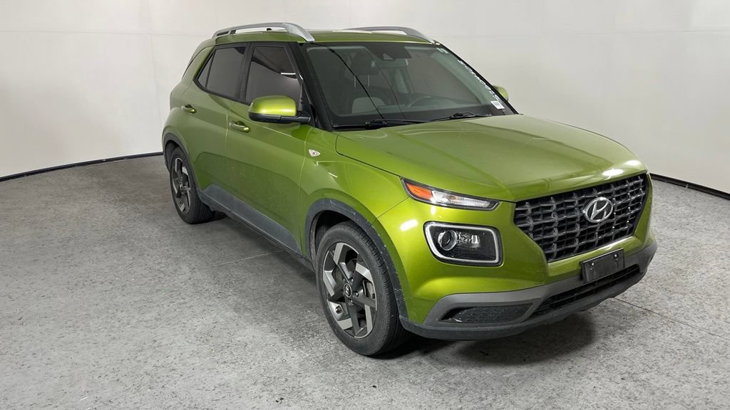 Used 2020 Hyundai Venue SEL w/ Convenience + Premium Package
