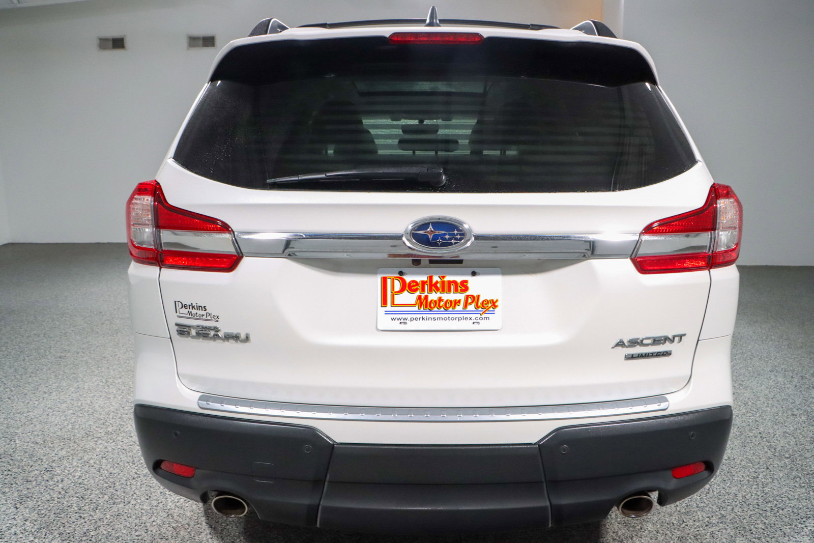 Used 2020 Subaru Ascent Limited w/ Technology Package image 8