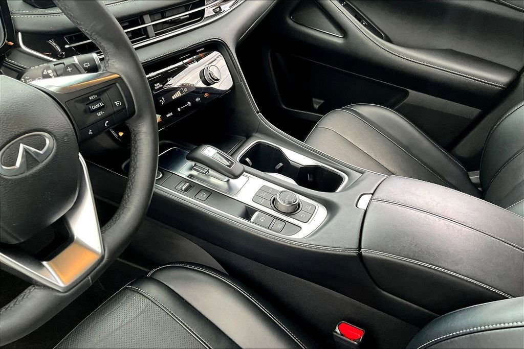 Certified 2023 INFINITI QX60 Pure image 19