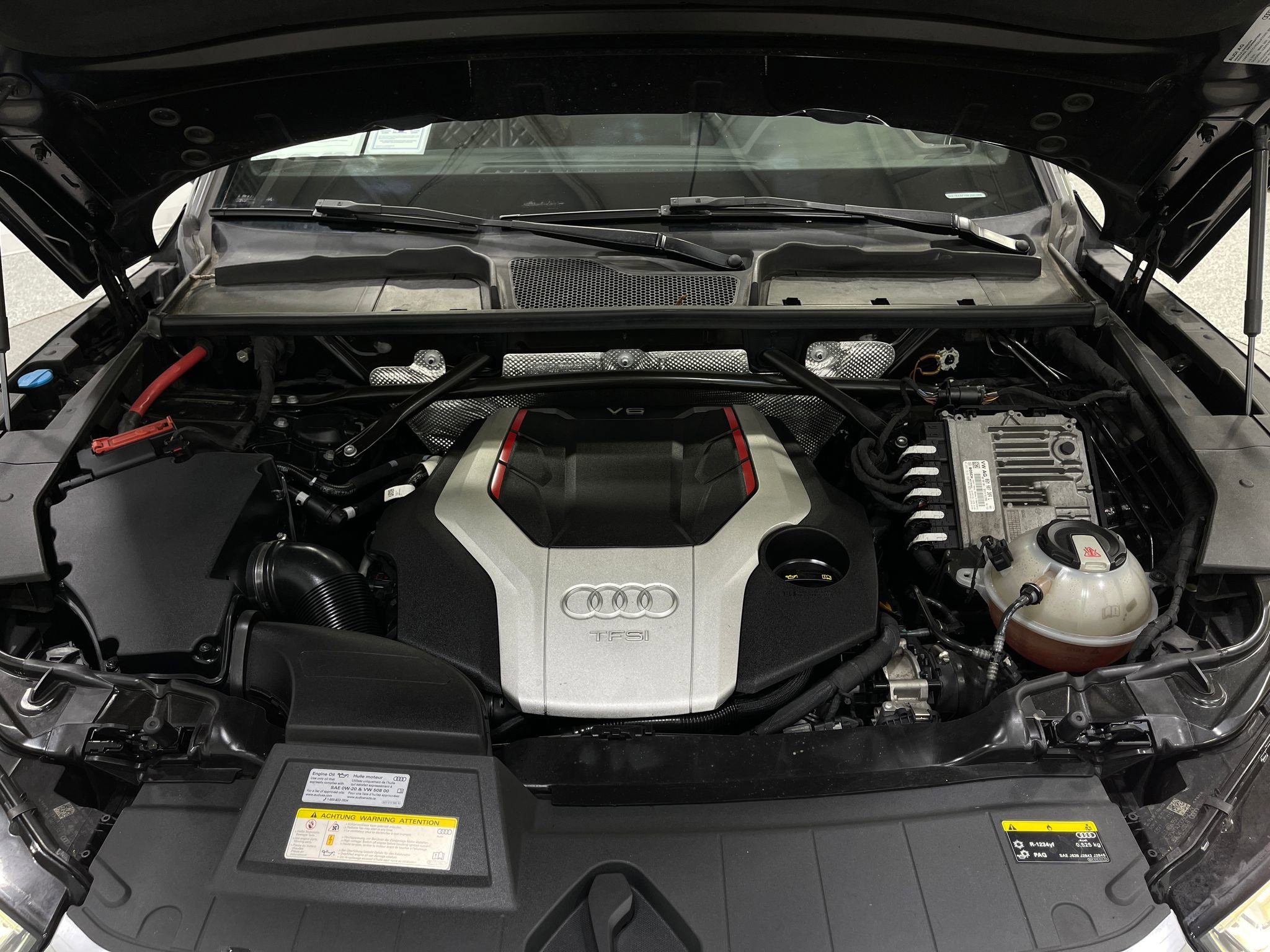 Used 2019 Audi SQ5 Premium Plus AWD/4WD image 27