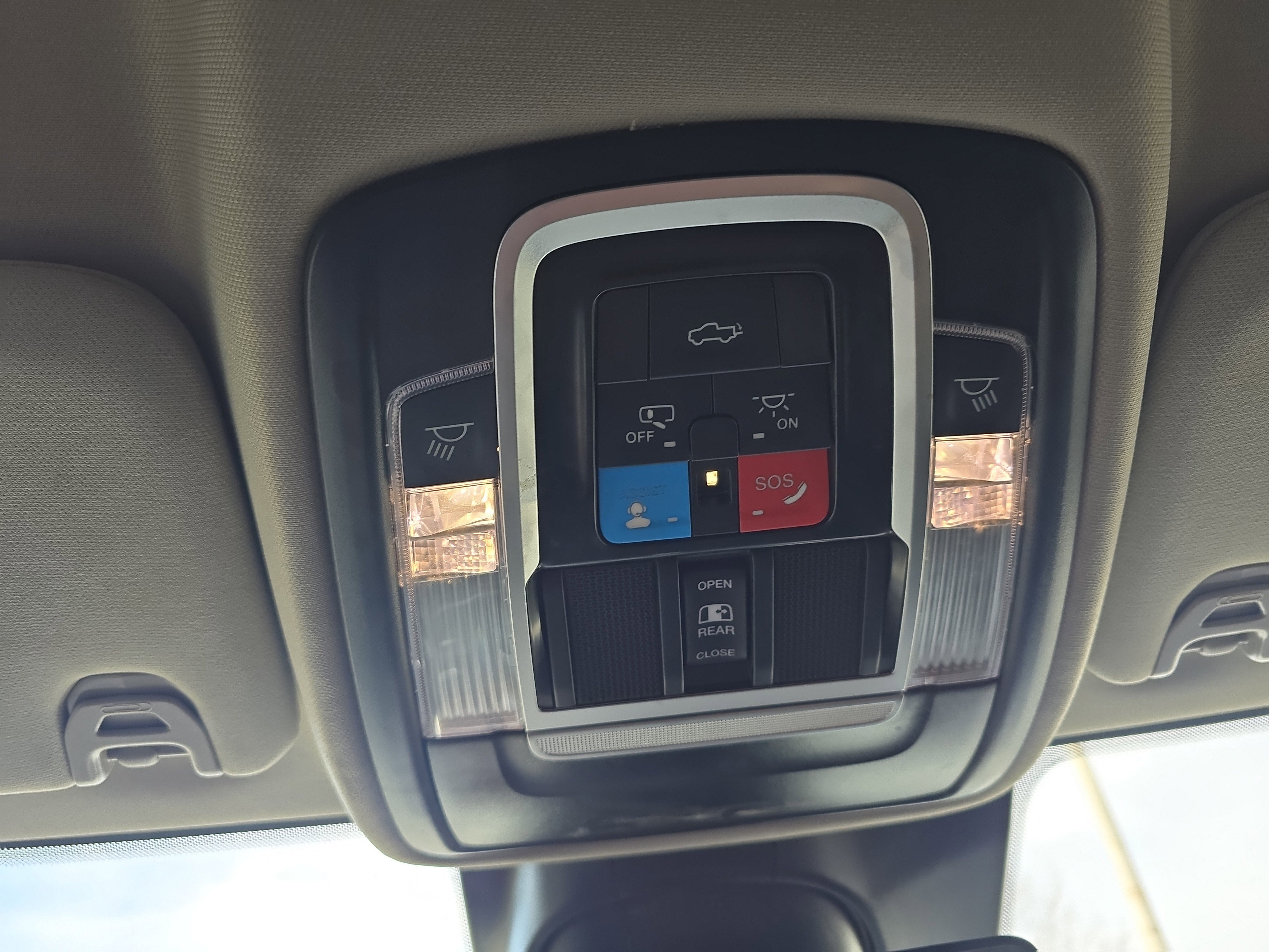 Used 2024 RAM 2500 Laramie w/ Safety Group image 36