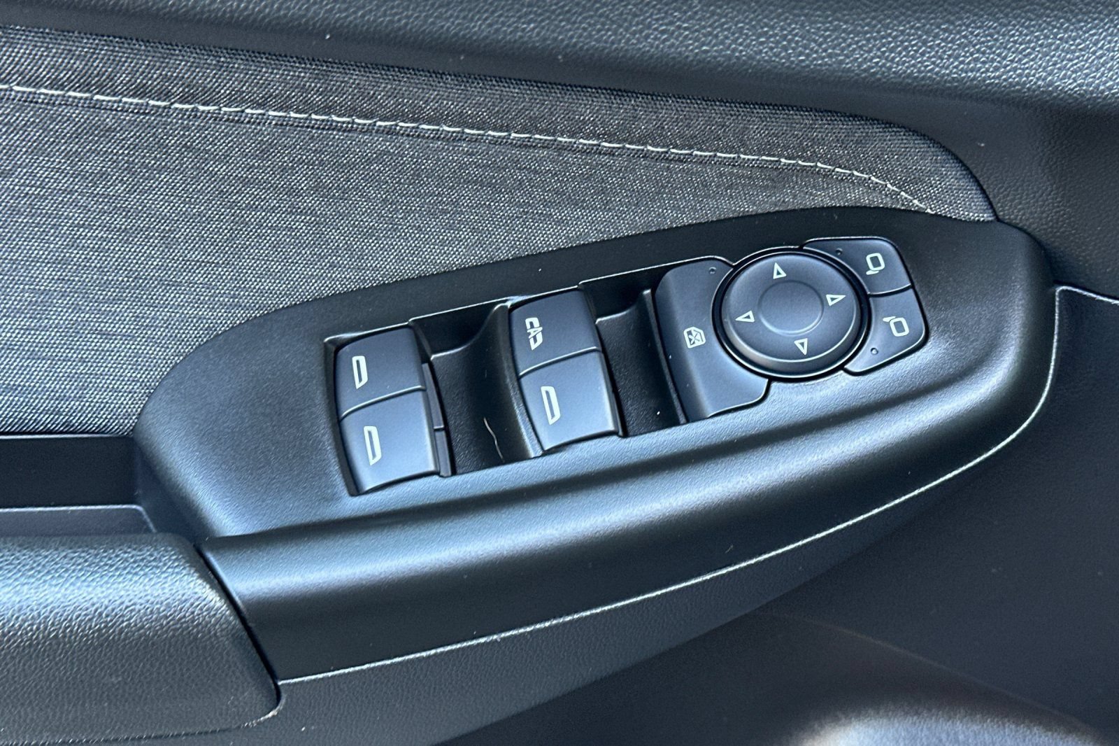 Certified 2023 Chevrolet TrailBlazer ACTIV w/ Convenience Package FWD image 12
