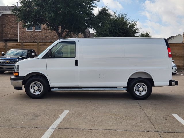 Used 2025 Chevrolet Express 2500 w/ Driver Convenience Package RWD image 12