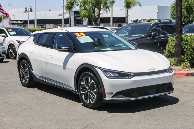 Used 2024 Kia EV6 Light RWD image 3