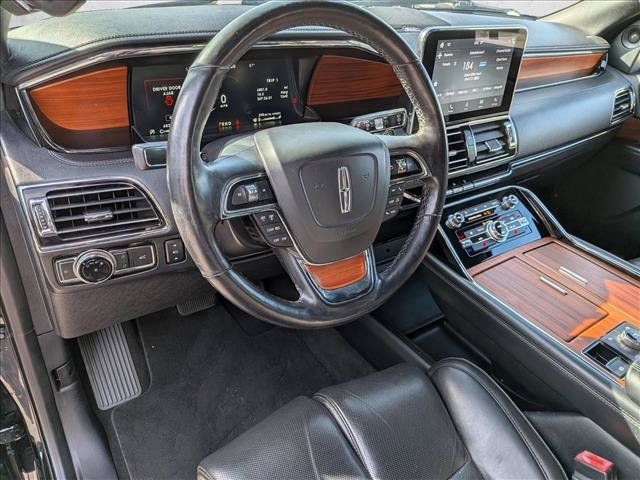 Used 2018 Lincoln Navigator L Select AWD/4WD image 10