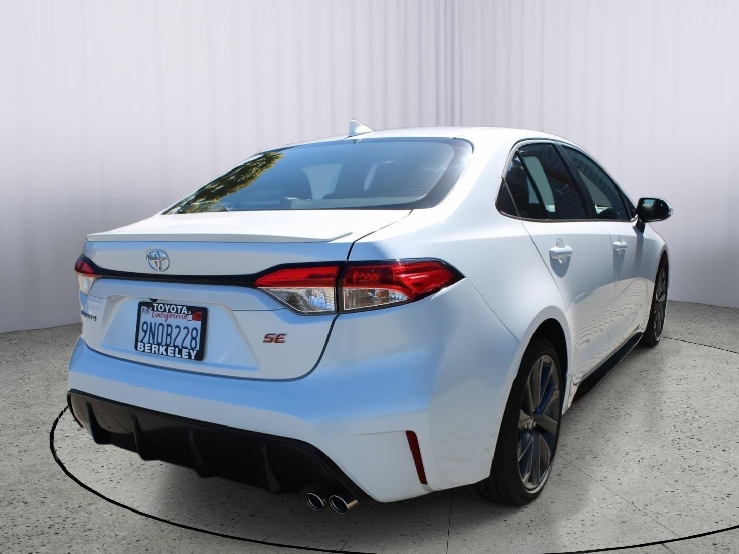 Certified 2024 Toyota Corolla SE w/ SE Convenience Package FWD image 8