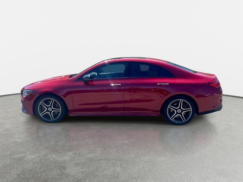 Used 2024 Mercedes-Benz CLA 250 4MATIC image 2