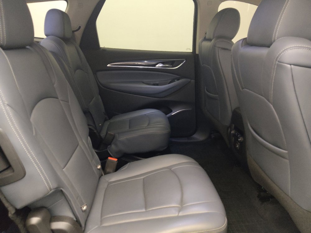 Used 2021 Buick Enclave Essence FWD image 19