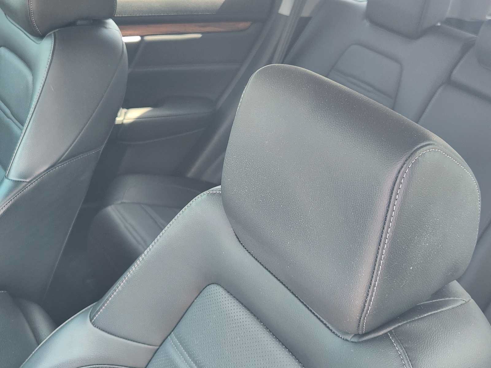 Certified 2018 Honda CR-V Touring image 14