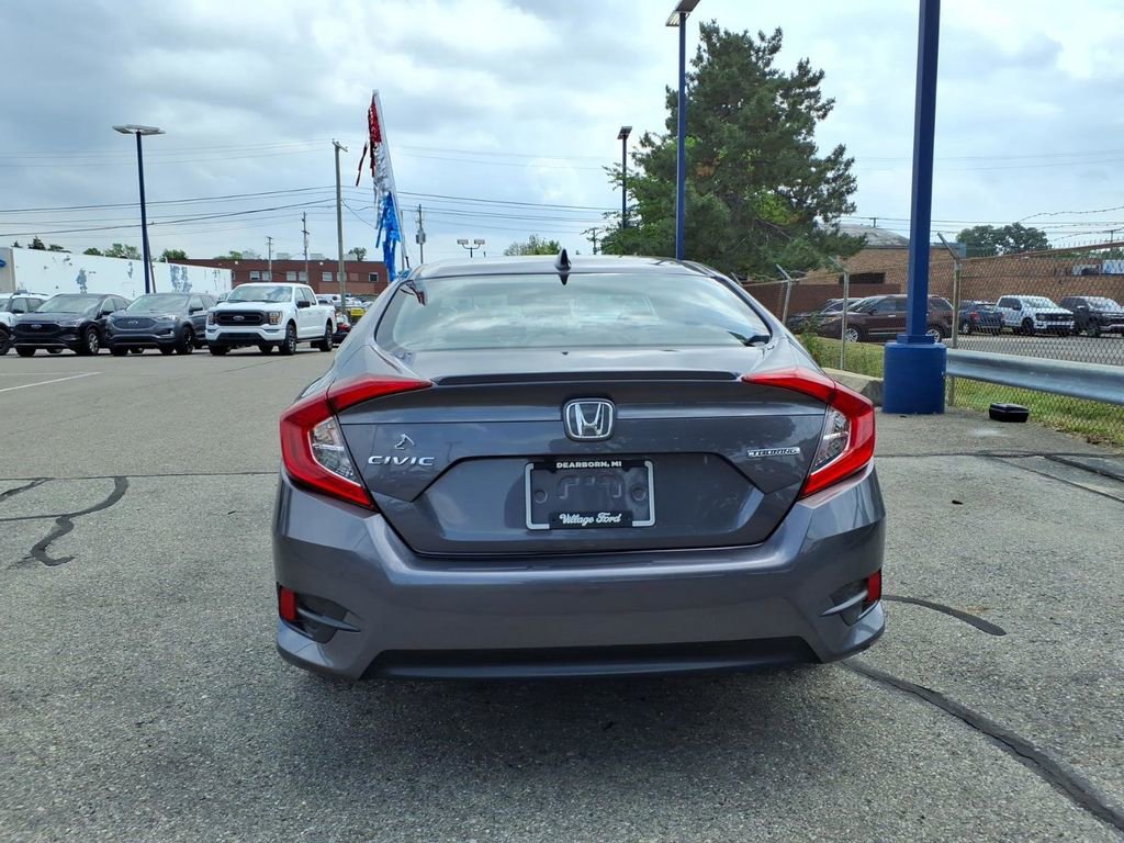 Used 2016 Honda Civic Touring image 6