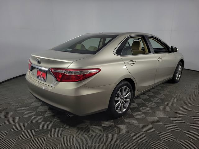 Used 2017 Toyota Camry XLE image 8