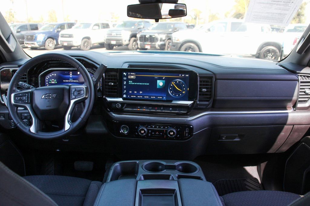 Used 2022 Chevrolet Silverado 1500 RST image 25