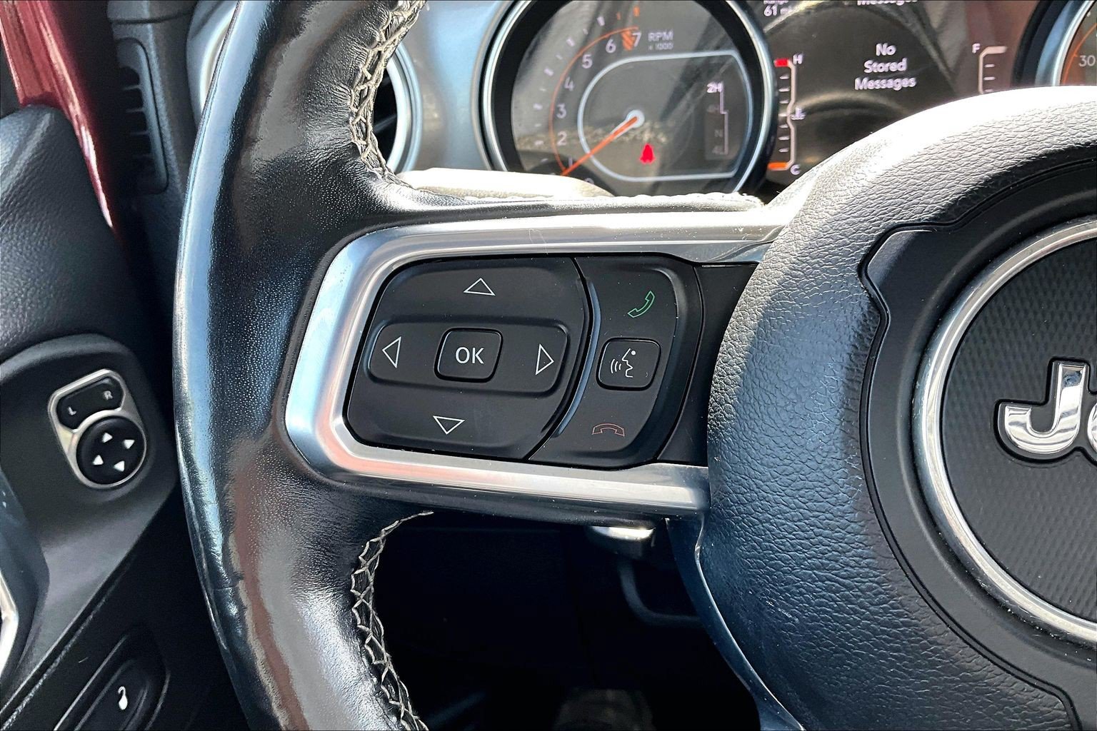 Used 2021 Jeep Wrangler Unlimited Sahara w/ Cold Weather Group AWD/4WD image 22