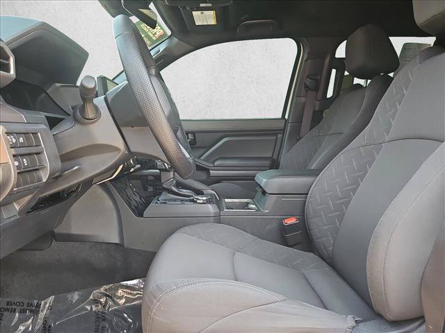 Used 2024 Toyota Tacoma SR5 AWD/4WD image 15