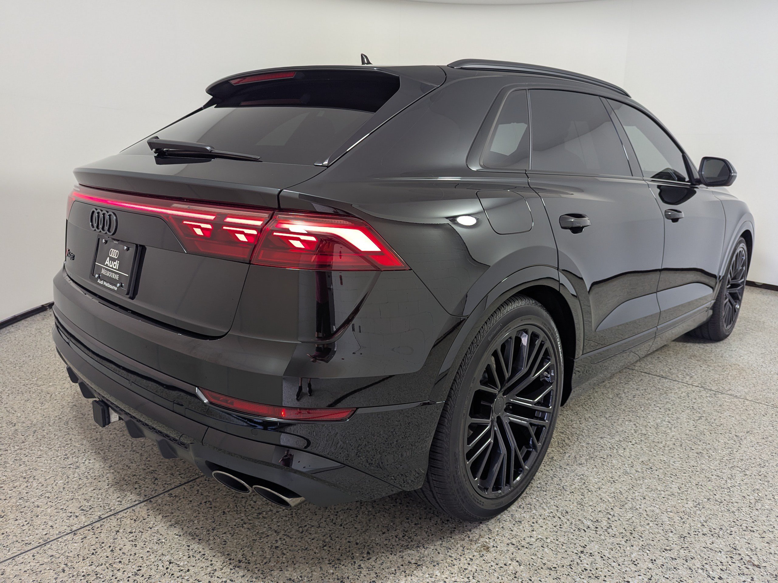 Certified 2026 Audi SQ8 Prestige AWD/4WD image 7