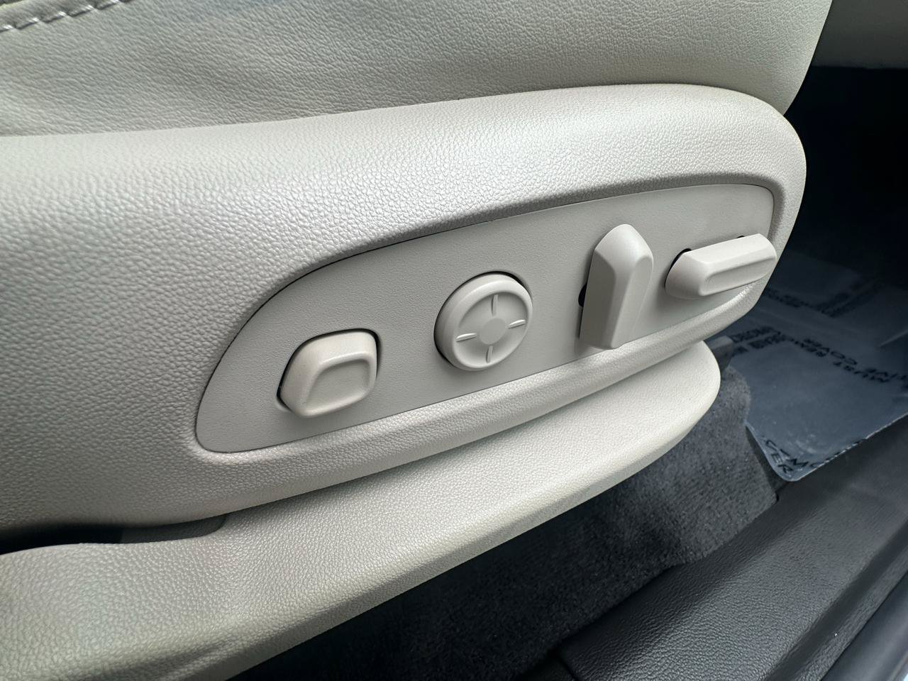 Used 2021 Buick Enclave Premium w/ Sun and Sites Package FWD image 60