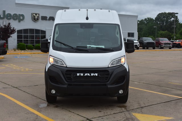 New 2026 RAM ProMaster 2500 w/ Premium Convenience Group FWD image 2