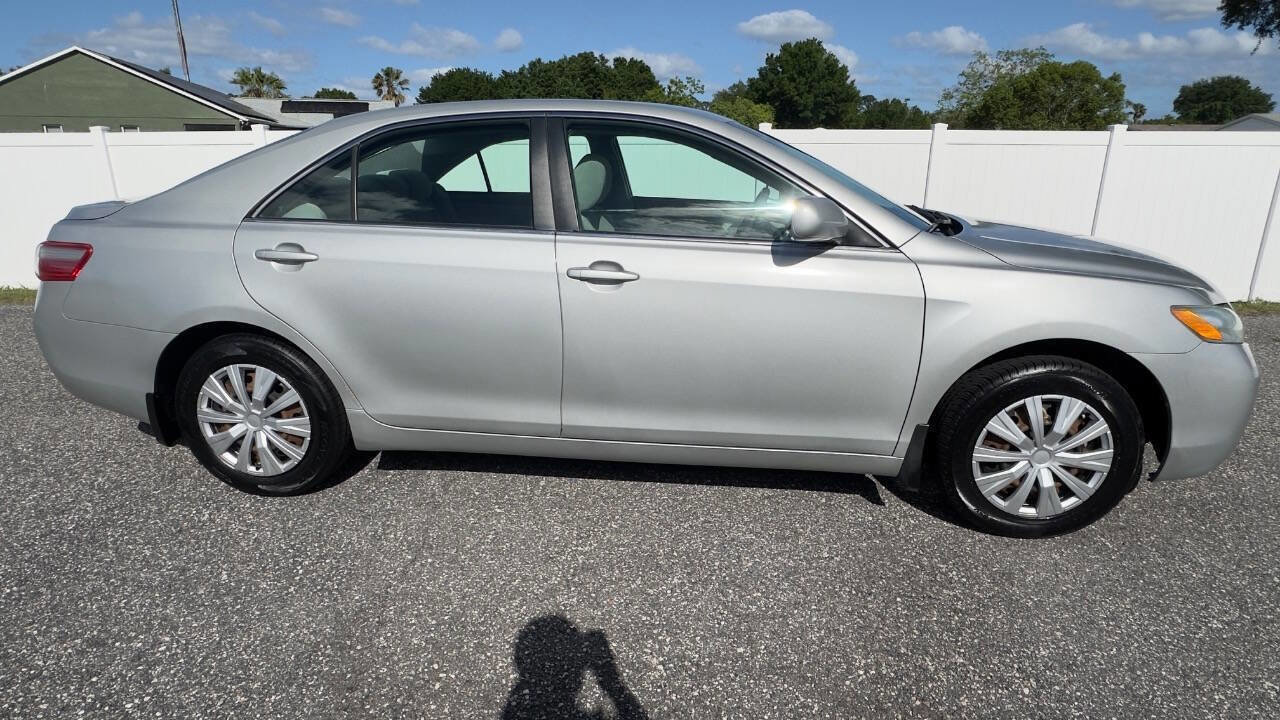 Used 2008 Toyota Camry LE FWD image 4
