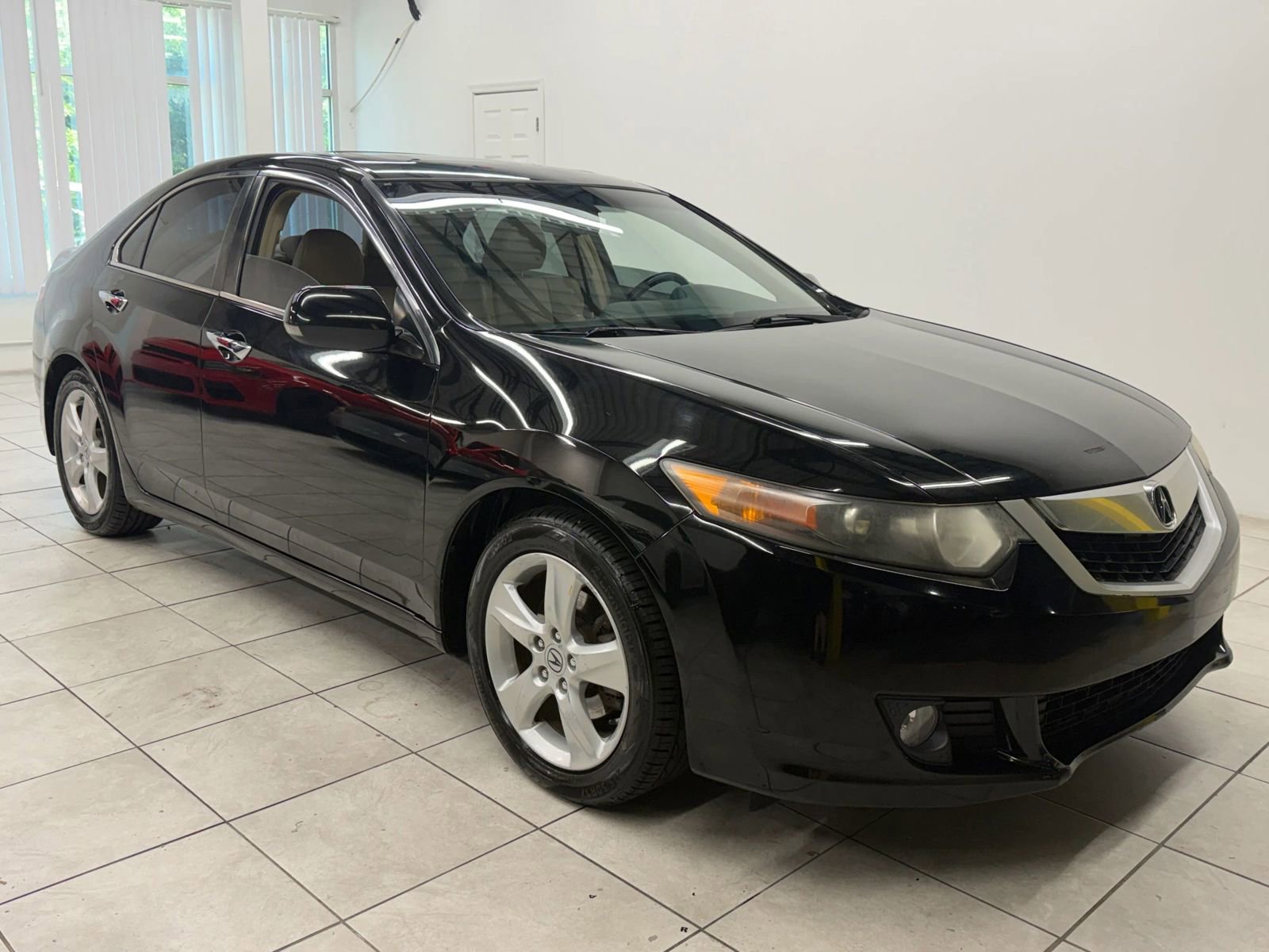 Used 2010 Acura TSX Sedan FWD image 1