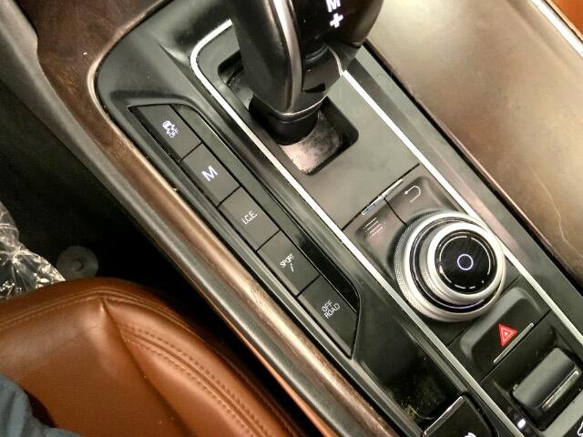 Used 2017 Maserati Levante S image 16