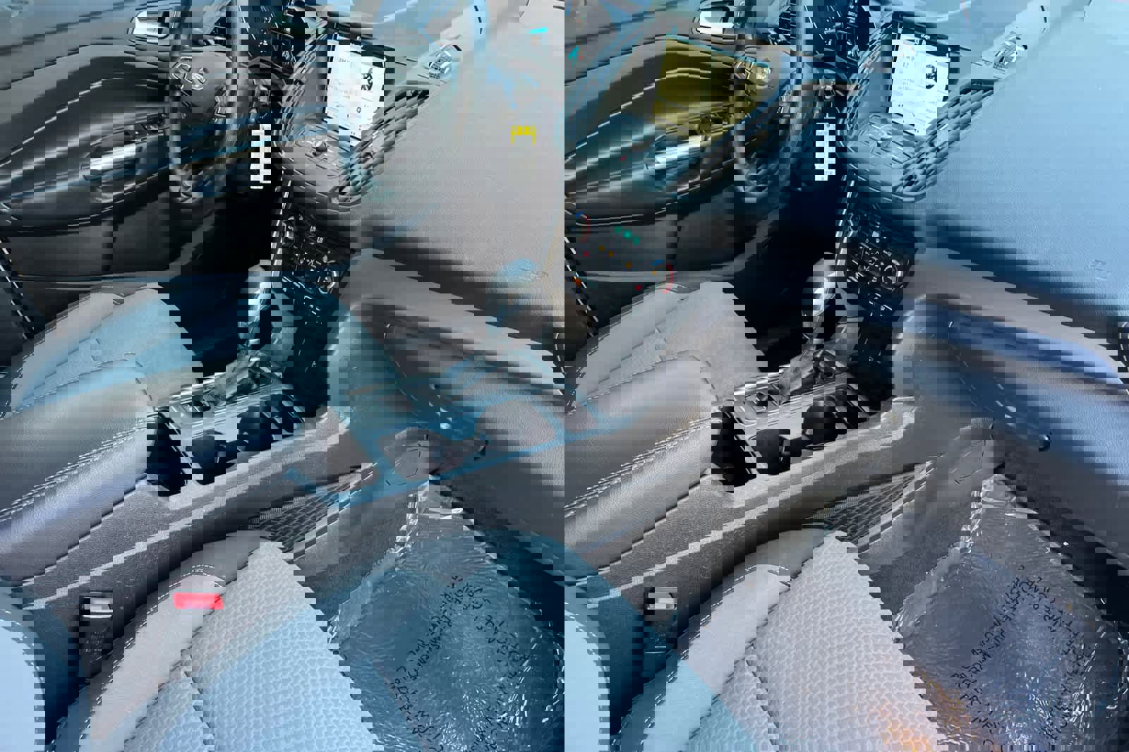 Used 2019 Ford Escape SE image 17