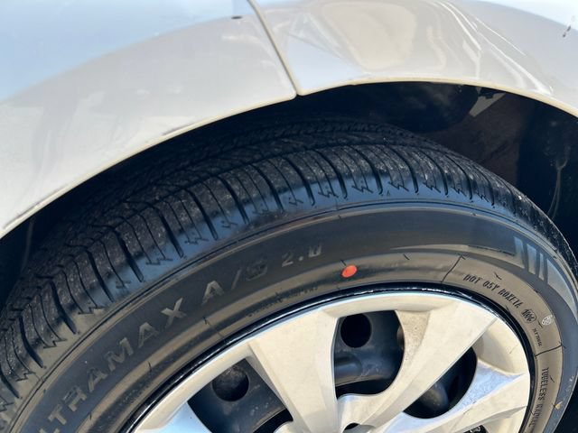 Used 2022 Toyota Corolla LE FWD image 26