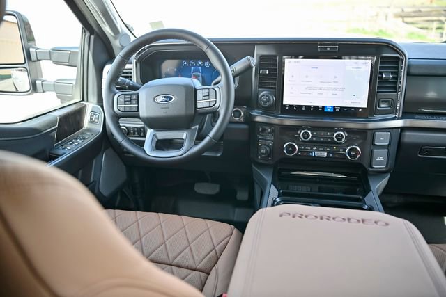 New 2026 Ford F250 Lariat w/ Black Appearance Package AWD/4WD image 31