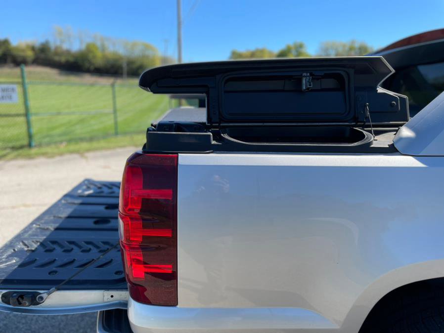 Used 2011 Chevrolet Avalanche LS w/ Regional Value Package image 16