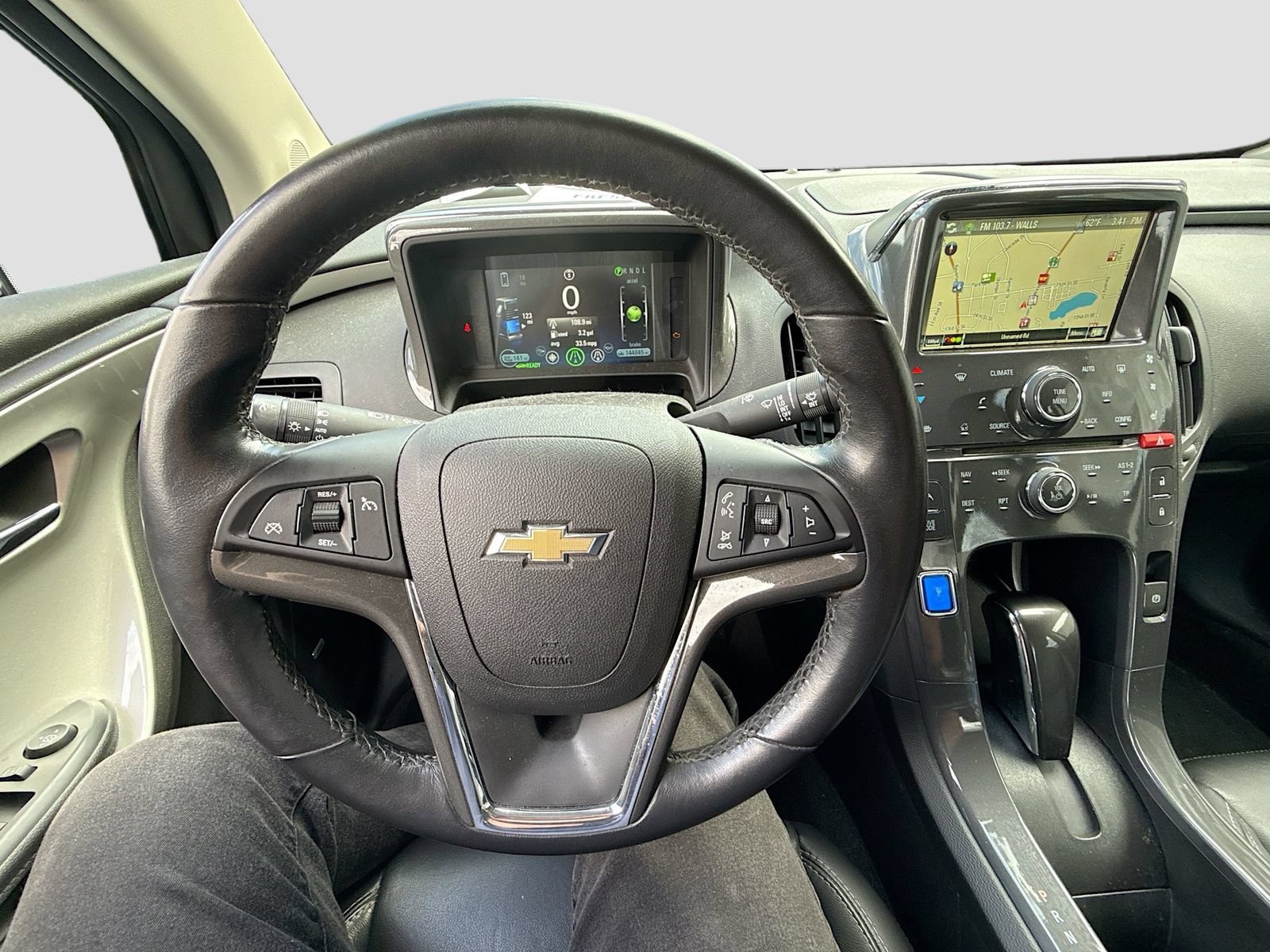 Used 2014 Chevrolet Volt Premium w/ Premium Trim Package FWD image 14