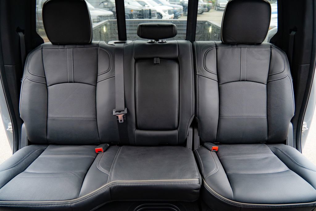 Used 2023 RAM 2500 Limited image 12