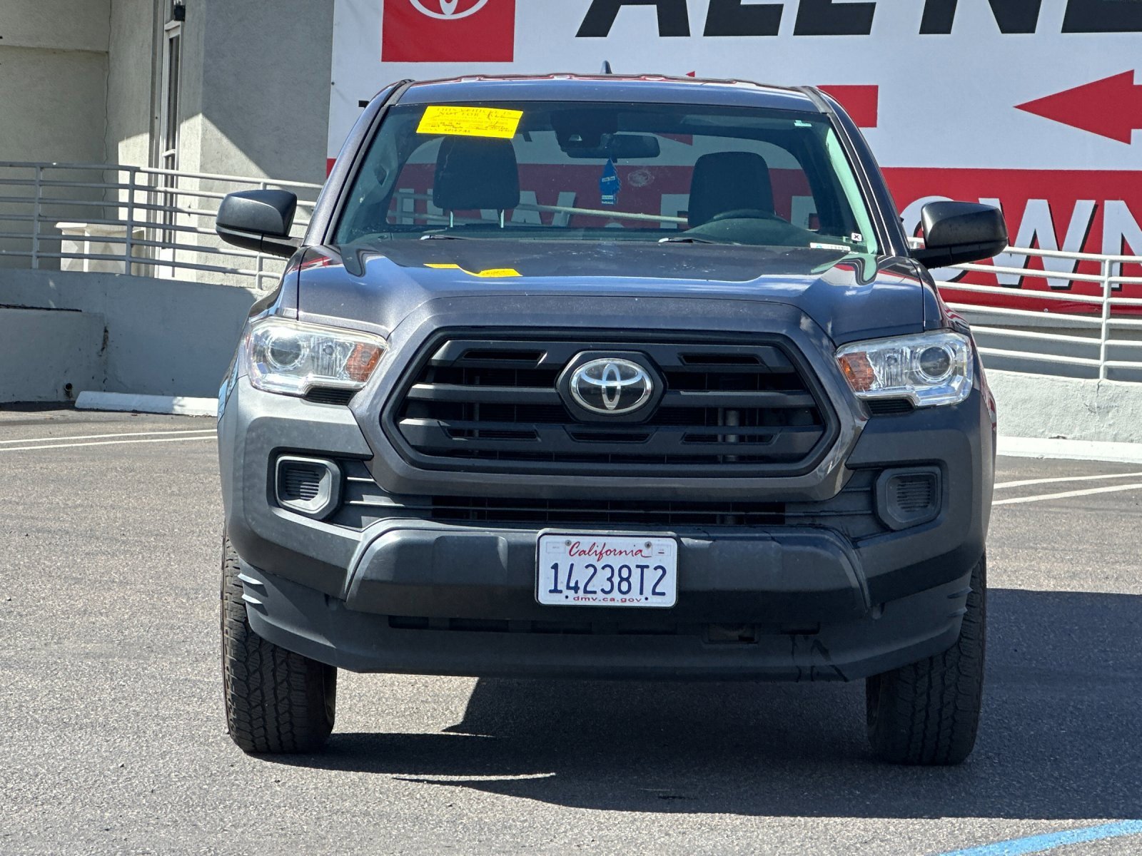 Used 2019 Toyota Tacoma SR image 7