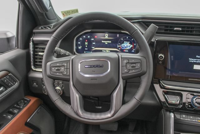 New 2026 GMC Sierra 2500 Denali Ultimate w/ LPO, Black Badging Package AWD/4WD image 18