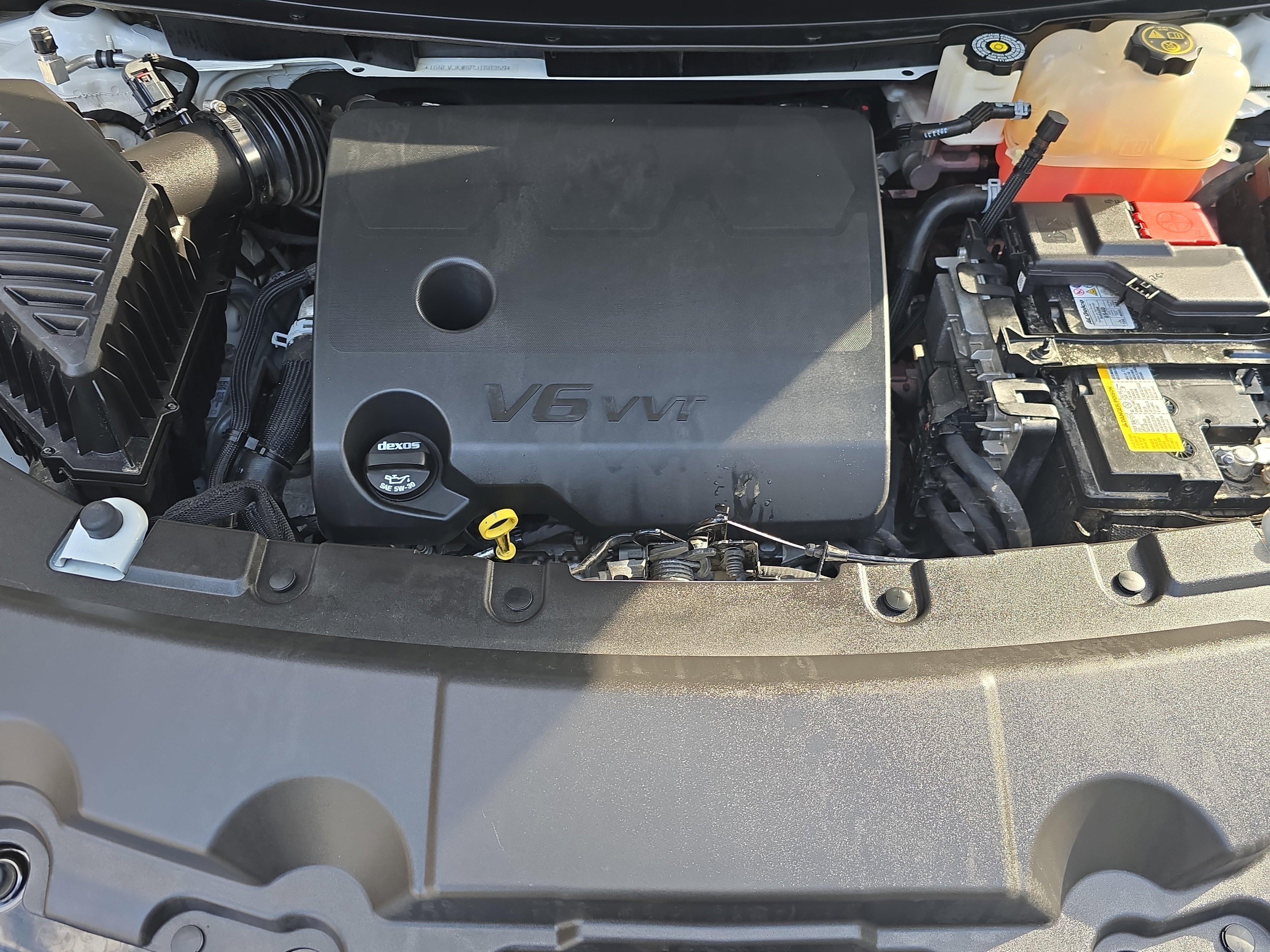 Used 2023 Chevrolet Traverse RS image 30