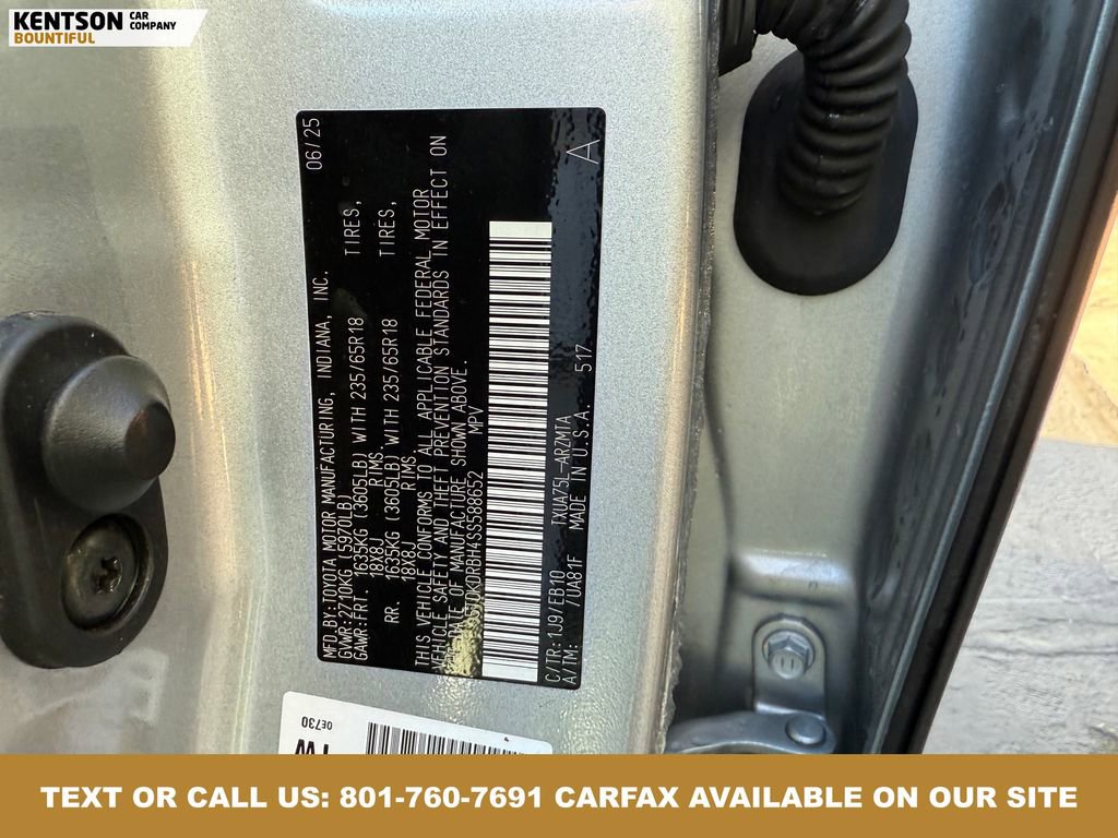 Used 2025 Toyota Highlander XLE image 42