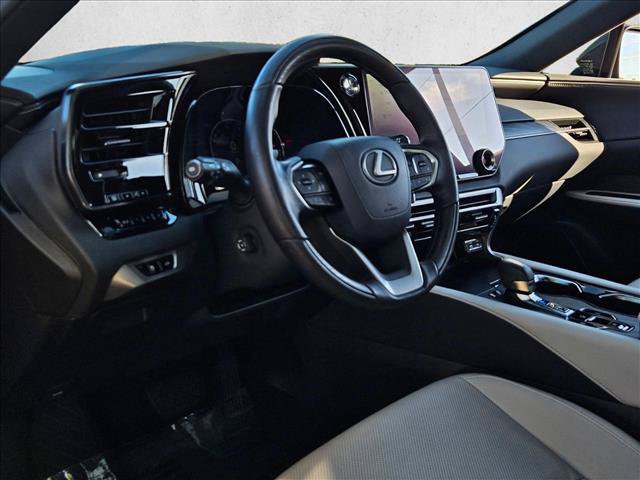 Used 2024 Lexus RX 350 Premium w/ Accessory Package (Z1) FWD image 10