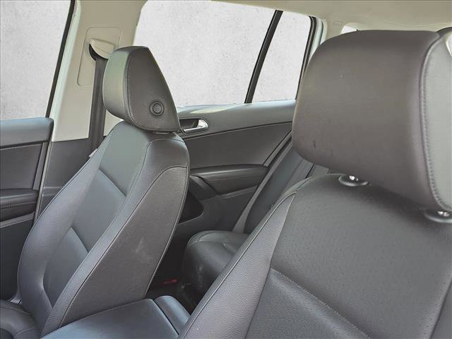 Used 2017 Volkswagen Tiguan S AWD/4WD image 16