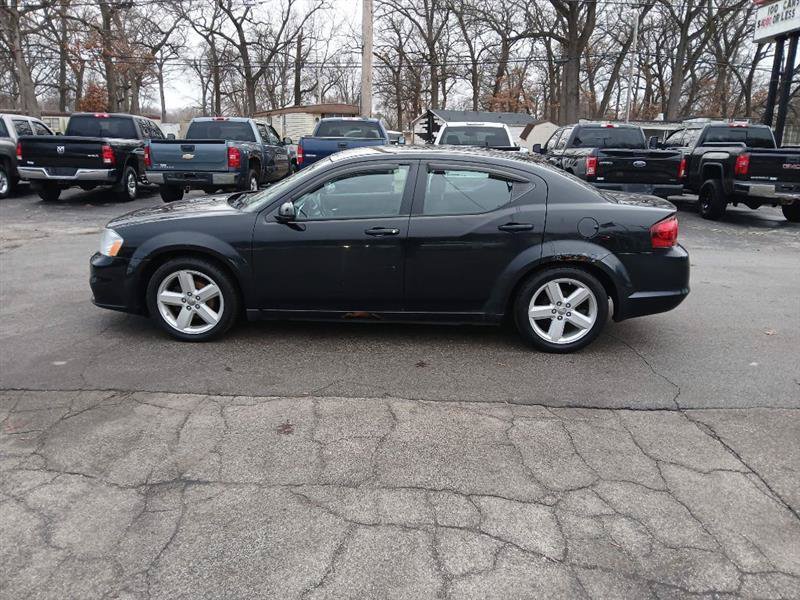 Used 2011 Dodge Avenger Mainstreet FWD image 3
