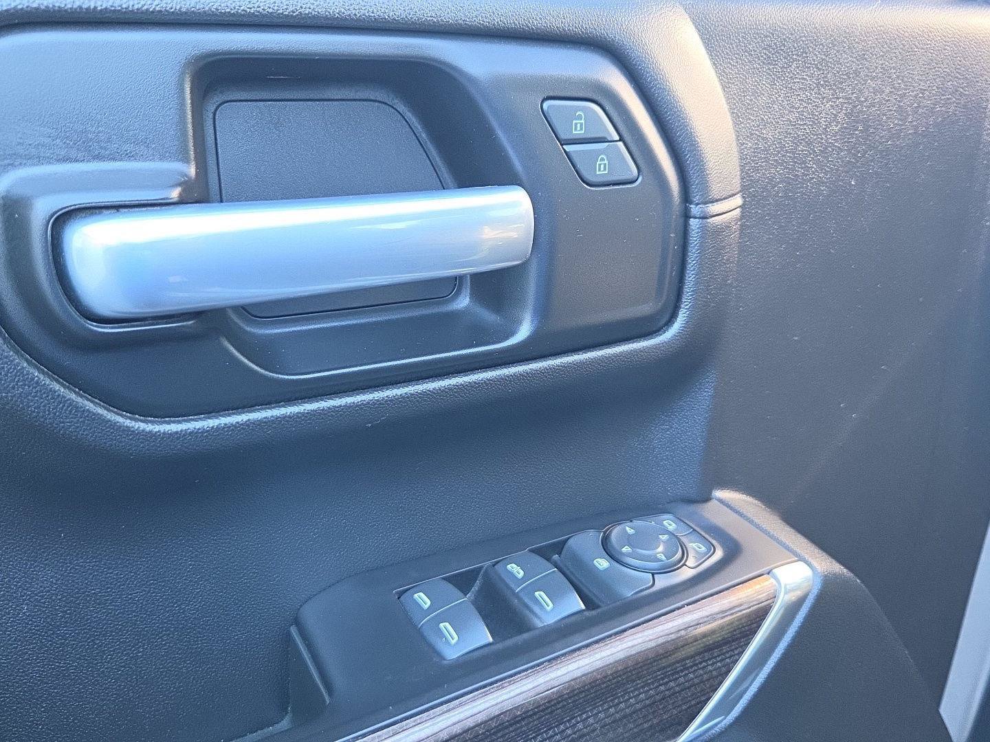 Used 2020 Chevrolet Silverado 1500 RST w/ All-Star Edition AWD/4WD image 12