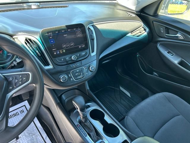 Used 2023 Chevrolet Malibu LS w/ LPO, Floor Liner Package FWD image 19