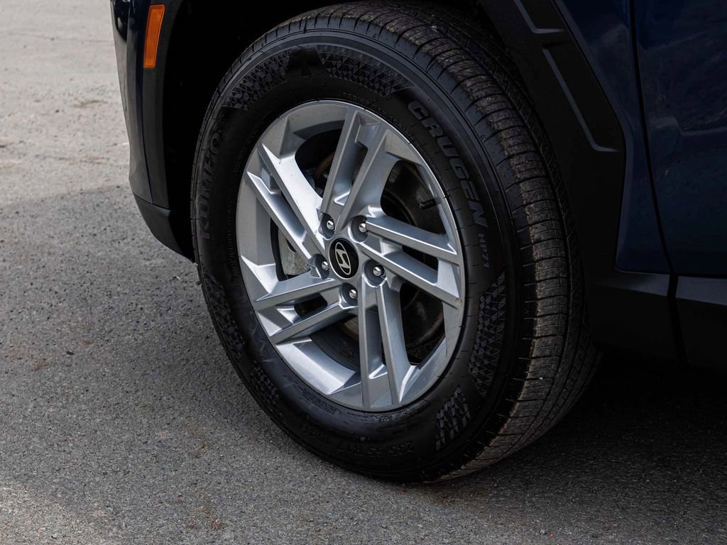 Used 2025 Hyundai Tucson SE AWD/4WD image 7
