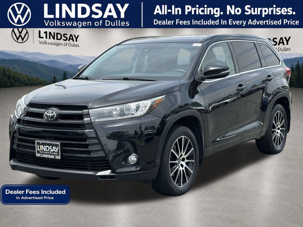 Used 2018 Toyota Highlander SE w/ Carpet Mat Package (TMS) AWD/4WD image 4