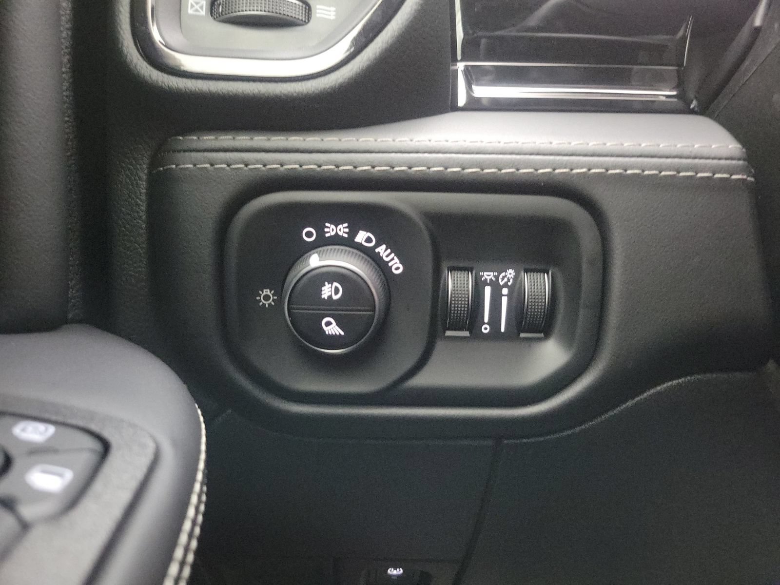 New 2026 RAM 3500 Limited w/ Cold Weather Group AWD/4WD image 13