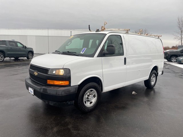 Used 2019 Chevrolet Express 2500 w/ Enhanced Convenience Package image 11