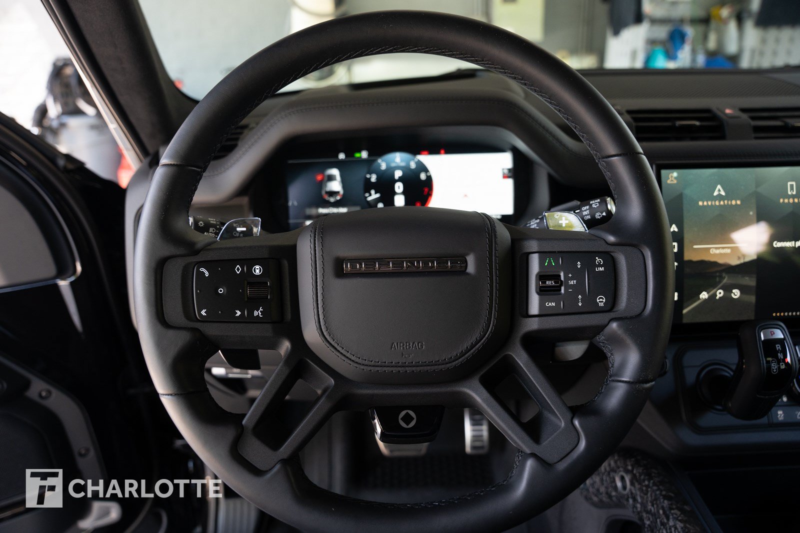 Used 2026 Land Rover Defender 110 OCTA AWD/4WD image 16
