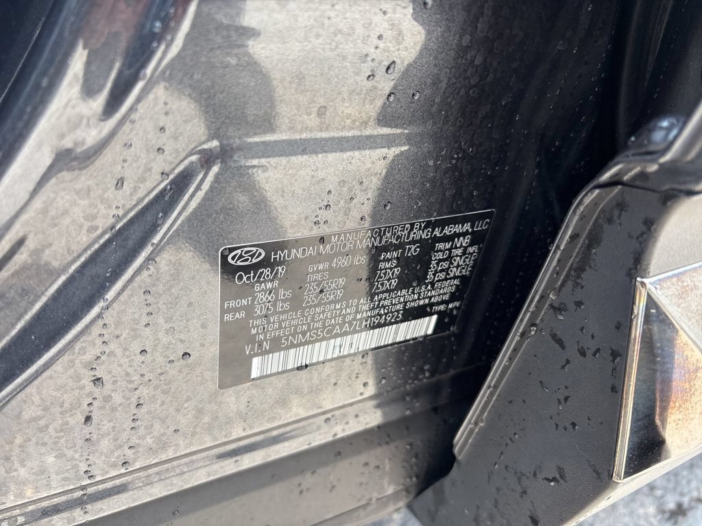 Used 2020 Hyundai Santa Fe Limited AWD/4WD image 12