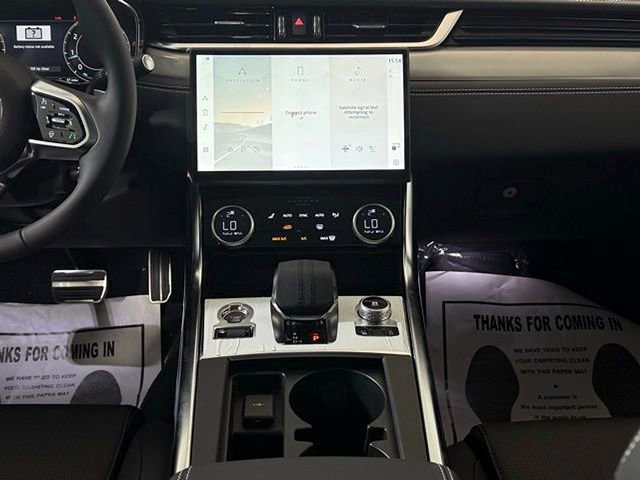 New 2024 Jaguar XF R-Dynamic SE image 22