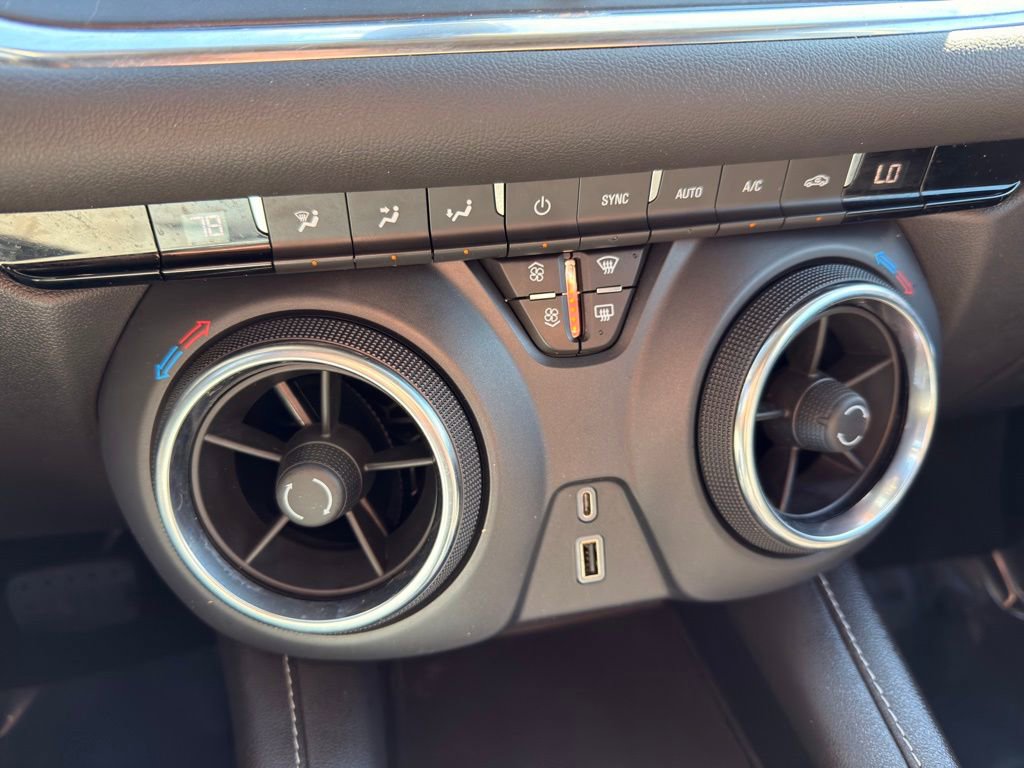 Used 2023 Chevrolet Blazer LT w/ Midnight/Sport Edition image 38