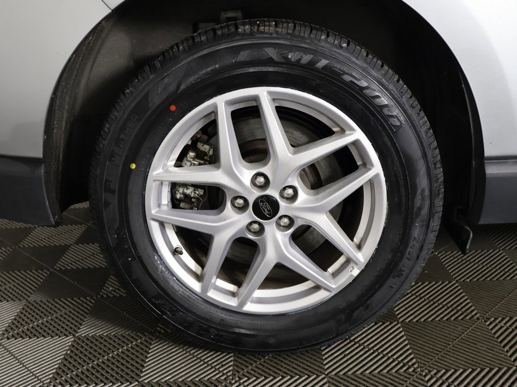 Used 2024 Ford Edge SEL image 18