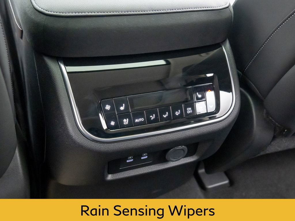 Certified 2025 INFINITI QX80 Luxe image 21