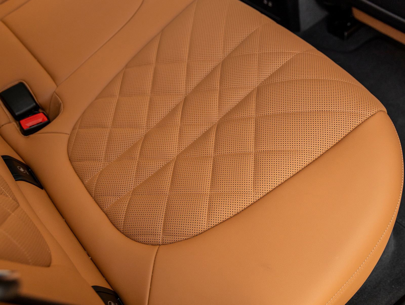 Used 2024 BMW X5 xDrive40i w/ Parking Assistance Package image 38